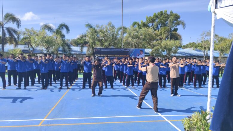 Kakanwil Ditjenpas Kalsel Saksikan Yel-yel Zero Narkoba dan HP dari WBP Lapas Narkotika Karang Intan