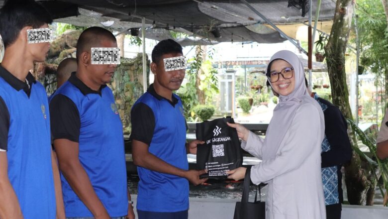 Pelatihan Kain Sasirangan Digelar Intensif, WBP Lapas Narkotika Karang Intan Antusias Ikuti Setiap Sesi