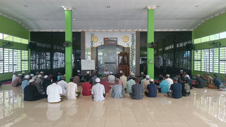Gali Ilmu Agama, WBP Lapas Narkotika Karang Intan Ikuti Pembelajaran Tajwid dan Hadis