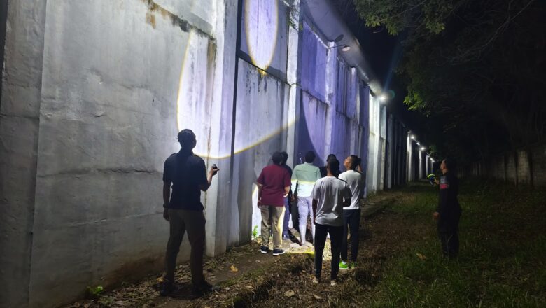 Pastikan Keamanan Tetap Terjaga, Petugas Lapas Narkotika Karang Intan Laksanakan Kontrol Keliling Dini Hari